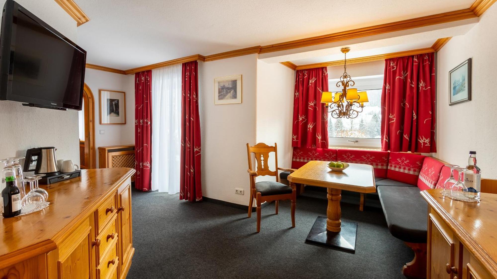 Alpenhotel Oberstdorf - Ein Rovell Hotel Exterior foto