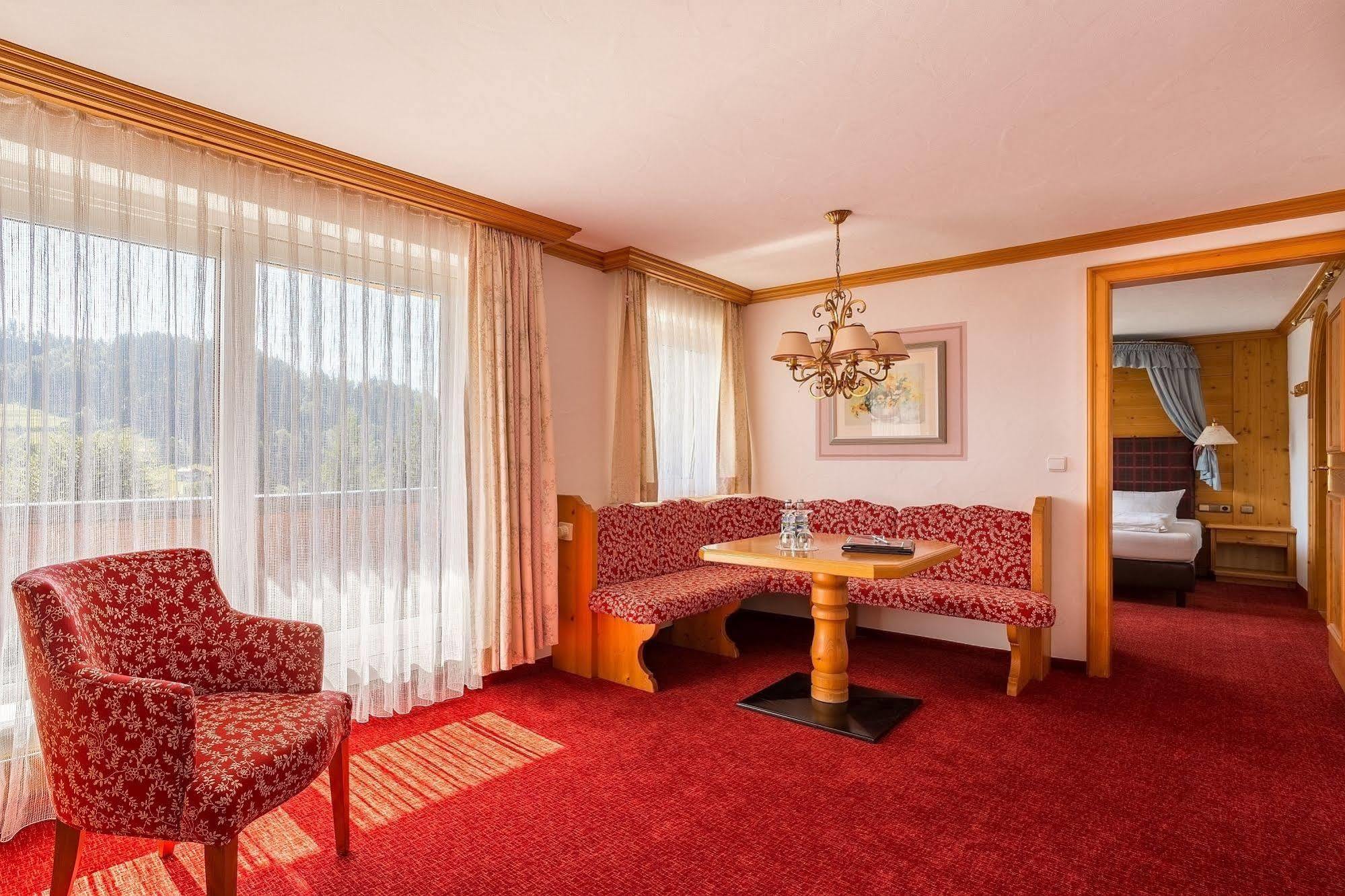 Alpenhotel Oberstdorf - Ein Rovell Hotel Exterior foto