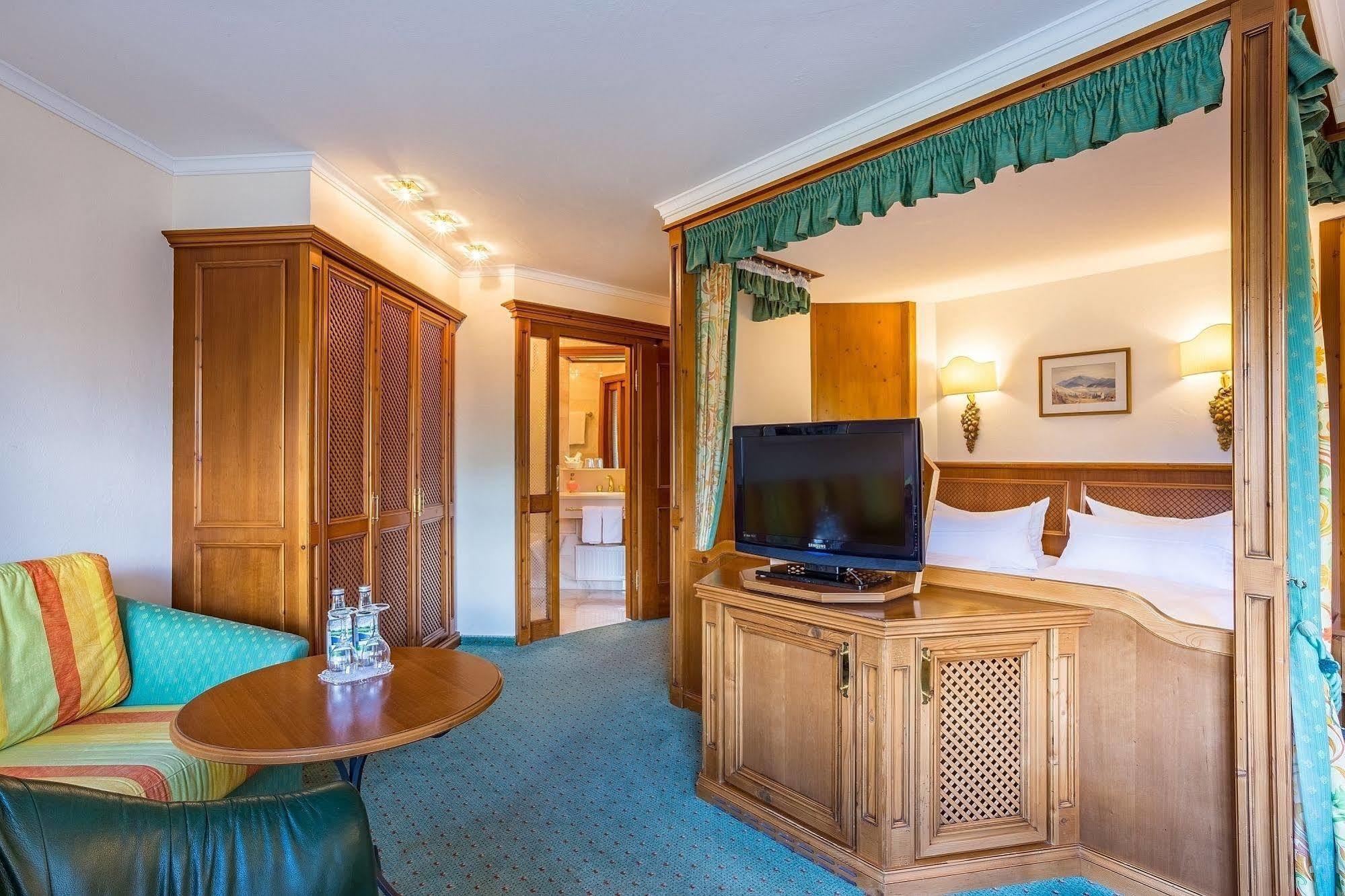 Alpenhotel Oberstdorf - Ein Rovell Hotel Exterior foto